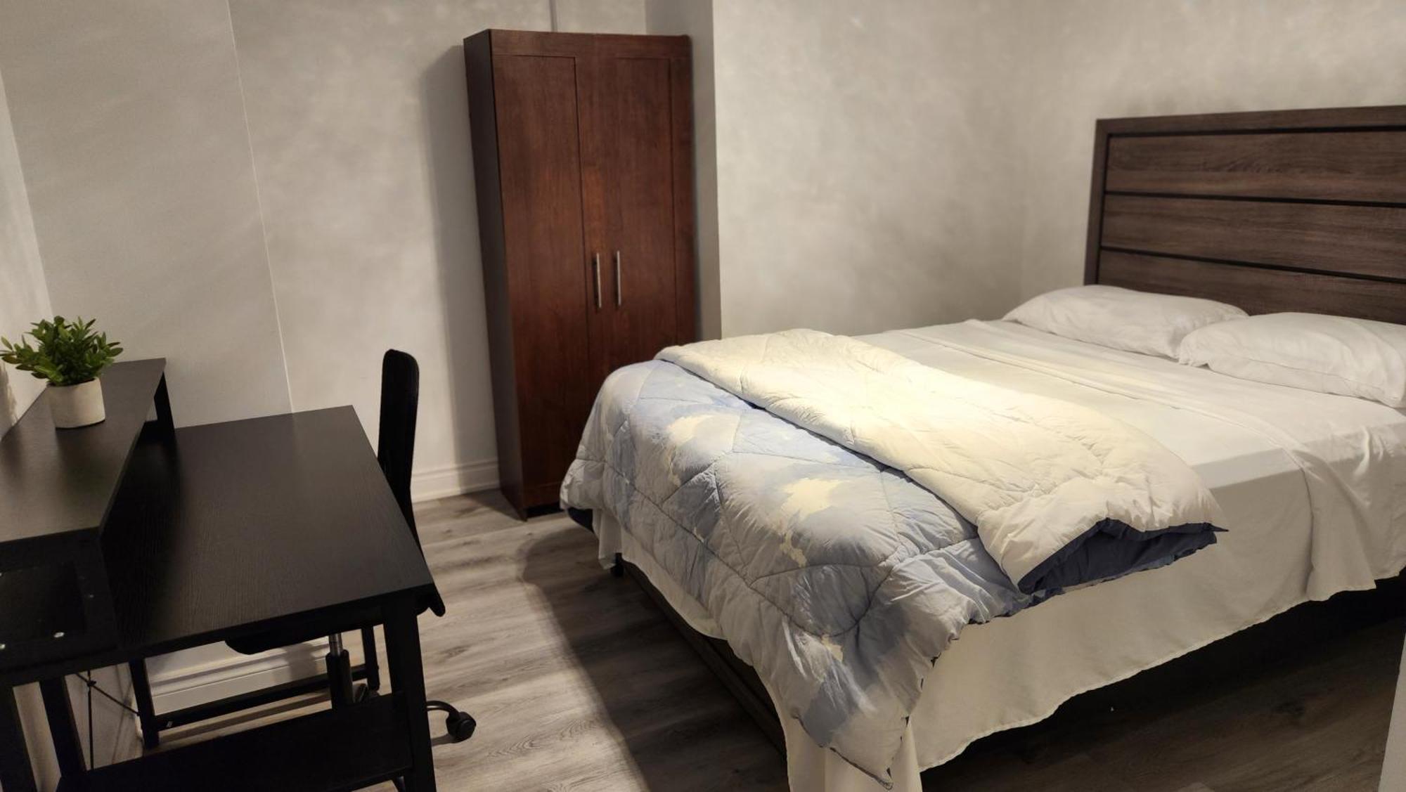 2 Bedrooms 2 Washrooms 2 Parking Spots Basement Apartment ニューマーケット エクステリア 写真